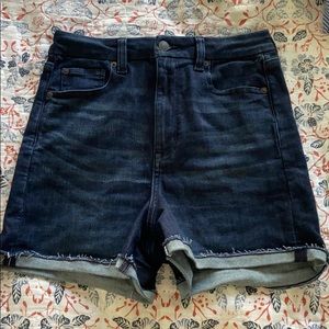 American Eagle-curvy, super hi-wasted short short